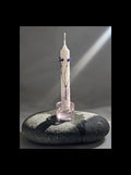 Botanical Trace beeswax candle with real flower on resin stand, front view, ConelAlma ESP