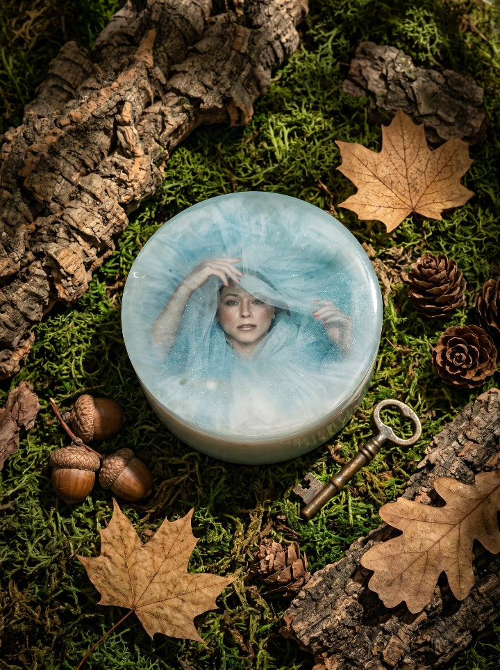 WickToria resin jewellery box — bespoke photo keepsake, handmade artisan gift by ConelAlma
