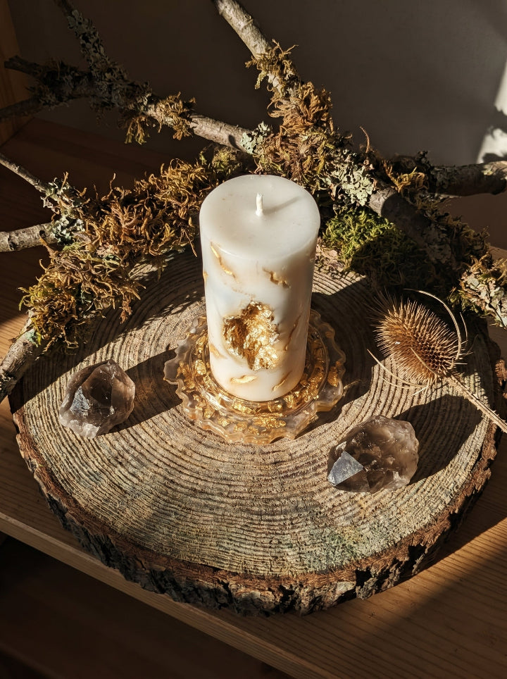 Aurum Trace luxury candle gift packaging, premium presentation by ConelAlma ESP