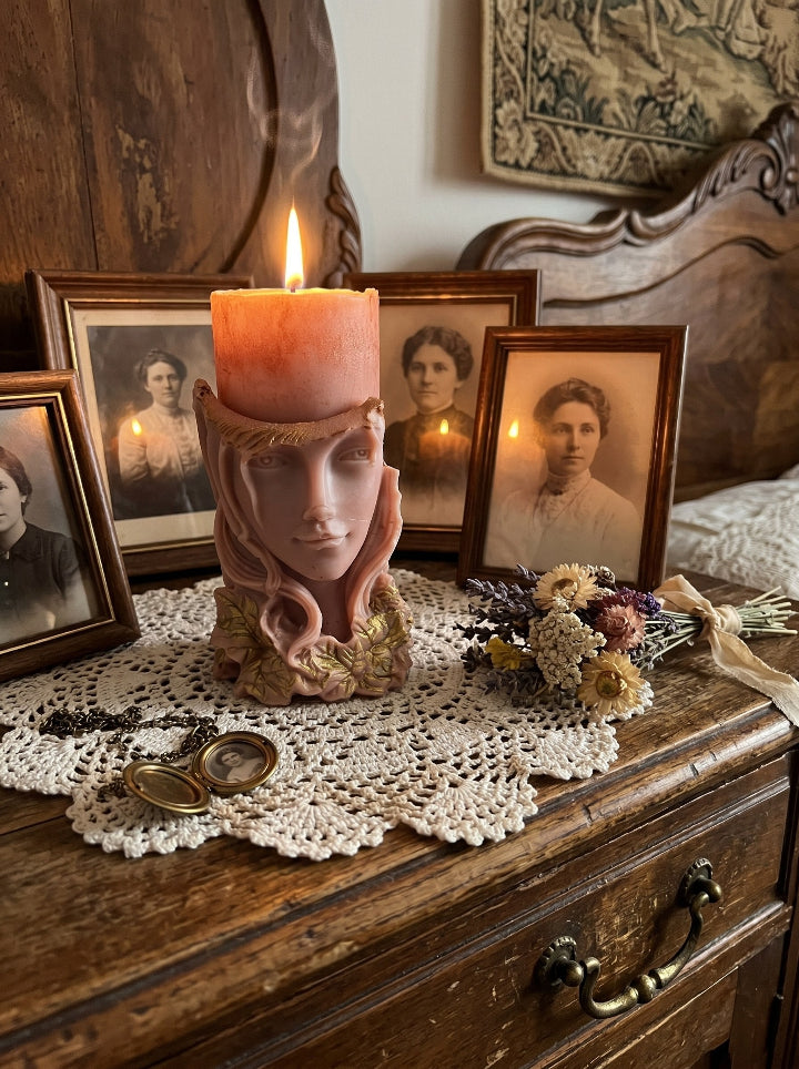 "Hearth Witch" candle close-up, 50% soy 50% beeswax, ocean coral color